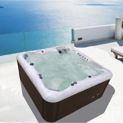 Ruime badkuip voor 6 personen Whirlpool Hydro massage voor ultieme ontspanning