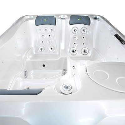 De binnenwhirlpool van de Outdoor Acrylic Spa Tonnen Draaikolktuin Air Jets Massage Spa
