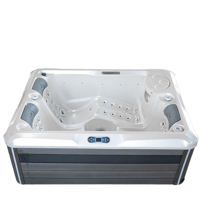 De binnenwhirlpool van de Outdoor Acrylic Spa Tonnen Draaikolktuin Air Jets Massage Spa