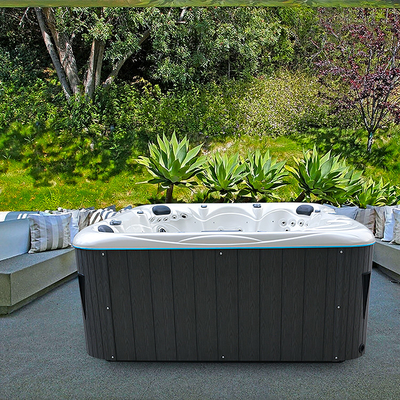 De buitengewoon brede Acrylbadkuip van 6 People Spa Hete Tondraaikolken met 93 Stralen